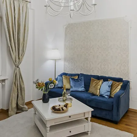 Sweet Luxury Three City Center Universitate * Bucharest