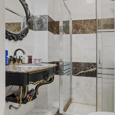 Appartement Sweet Luxury Three City Center Universitate *