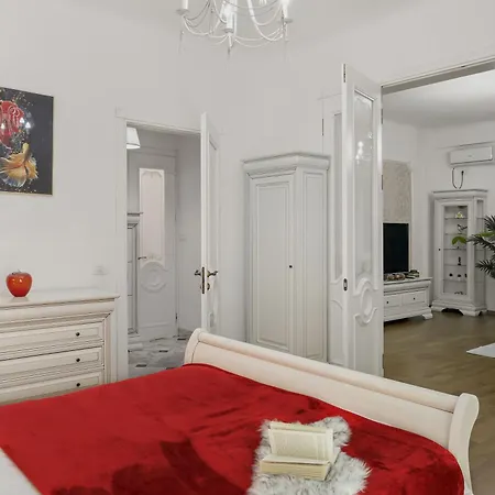 Apartment Sweet Luxury Three City Center Universitate Bucharest