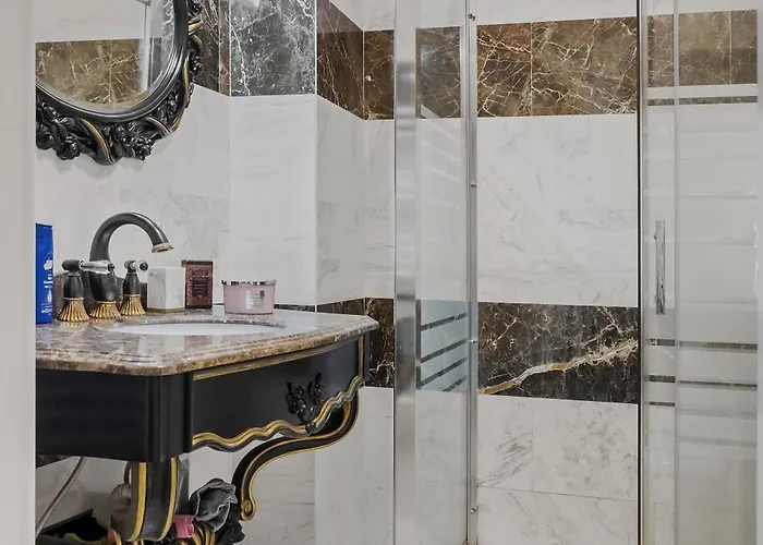 Appartement Sweet Luxury Three City Center Universitate *