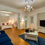 Lägenhet Sweet Luxury Three City Center Universitate Bukarest