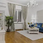 Sweet Luxury Three City Center Universitate