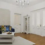 Sweet Luxury Three City Center Universitate Bukarest