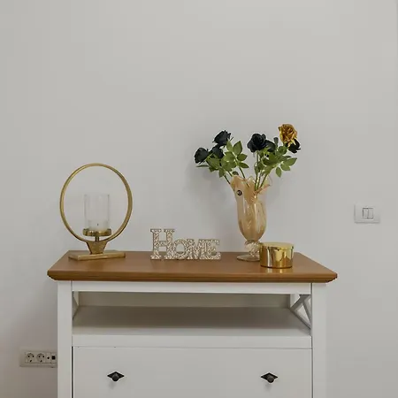 Sweet Luxury Three City Center Universitate * Bucureşti