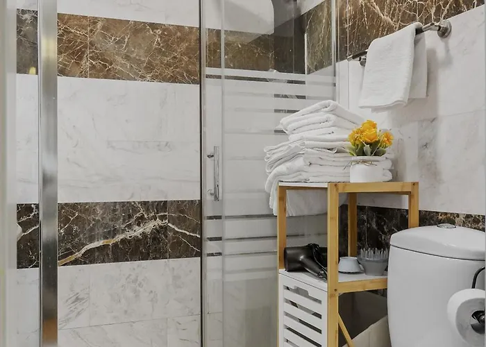 Sweet Luxury Three City Center Universitate
